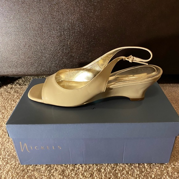 Nickels Sandal - Picture 3 of 3